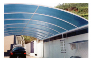 cobertura-de-garagem-policarbonato