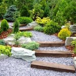 paisagismo-jardinagem-residencial-pedras-decorativas
