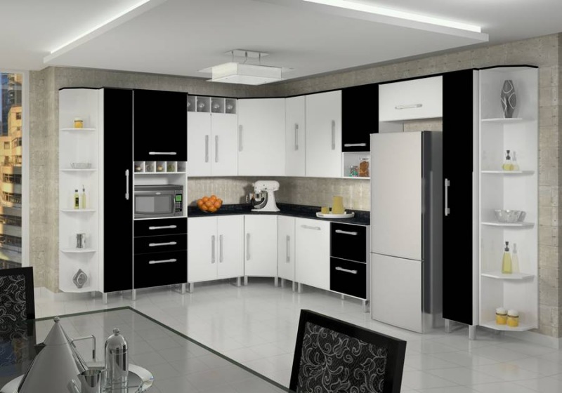 Equilibrio de armários de cozinha brancos e pretos