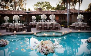 Decoração-de-piscina-para-casamento