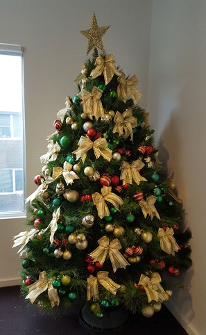 Como decorar árvore de Natal com laços | Decorando Casas
